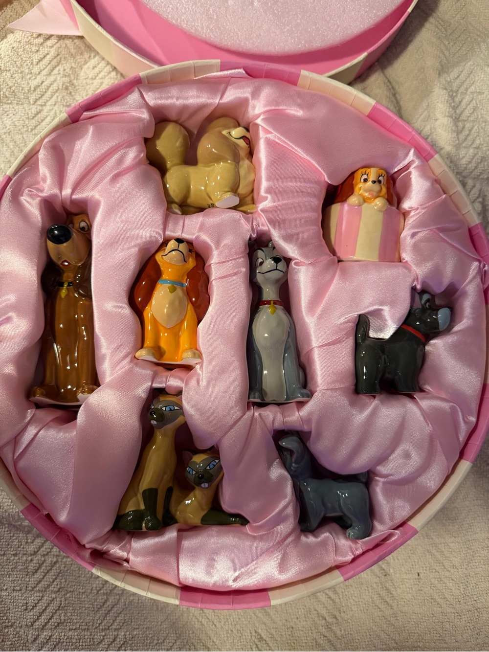 Vintage - new in box Disney Lady and The Tramp figurine set - limited edition